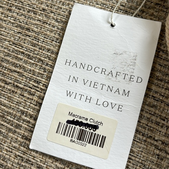 Sunday Boho macrame crocheted clutch NWT - Picture 3 of 5